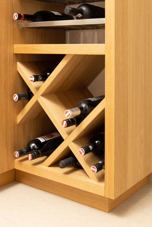 Weinschrank Hopfer